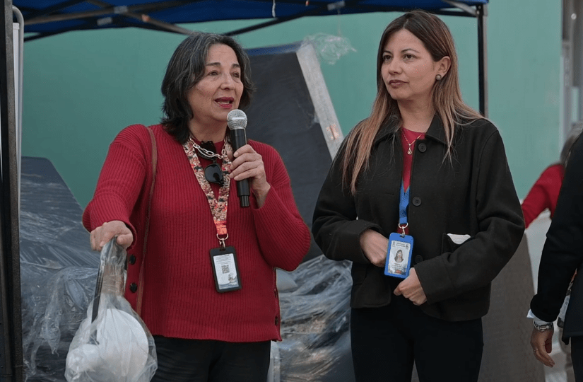 entrega insumos cesfam