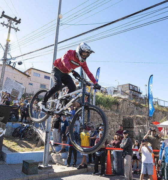 del barrio al puerto